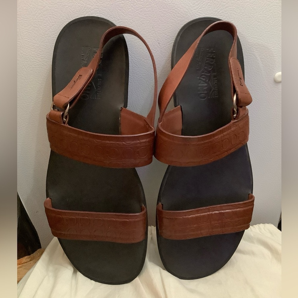 NOT FOR SALE RIGHT NOW Ferragamo Men’s Brown Leather Gancini Sandals​​ - Picture 11 of 14